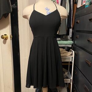 Pre-Owned Women’s Size 0 EXPRESS Black Spaghetti Strap Sleeveless Mini Dress